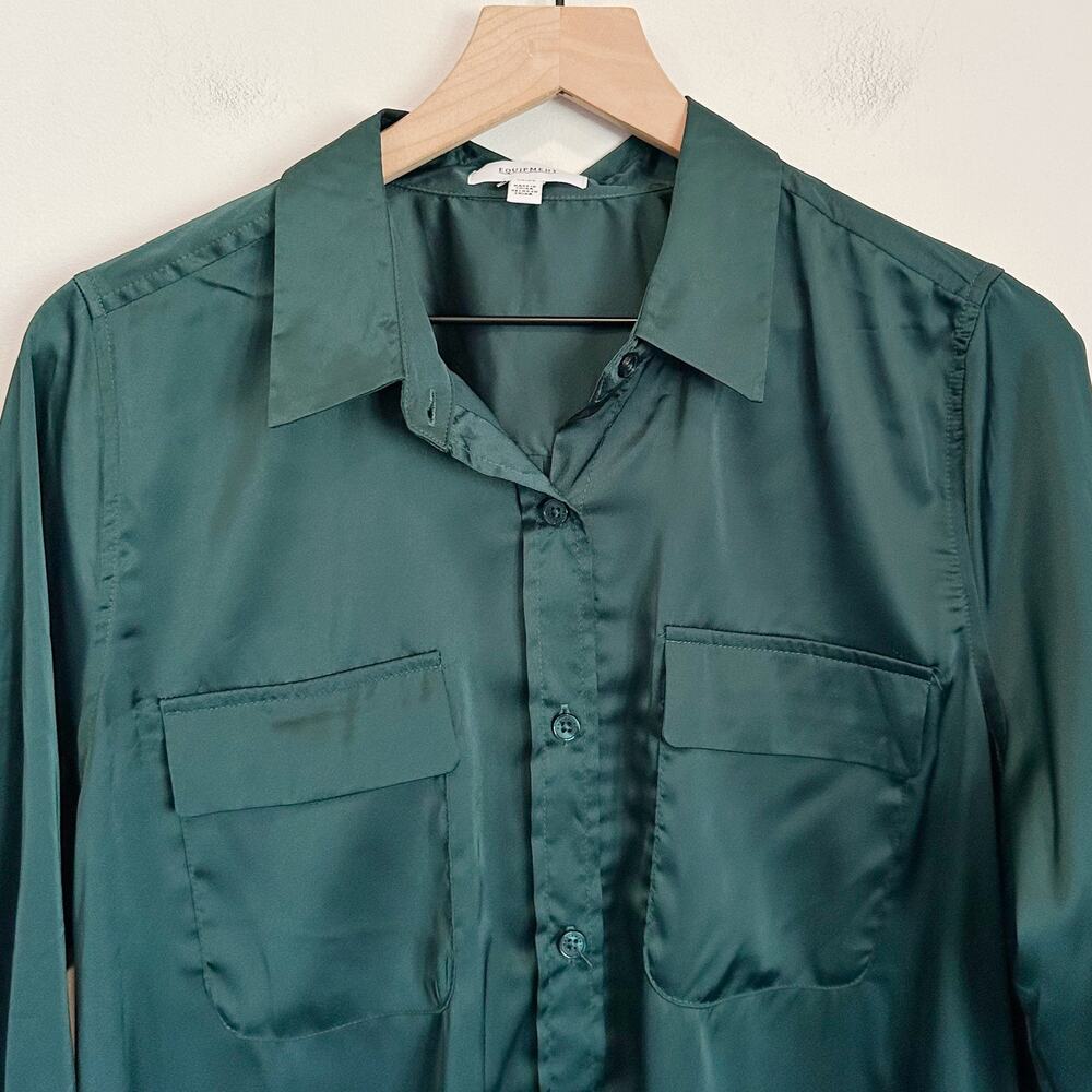 Equipment Essential Satin Button Up Blouse Green Size M - Picture 2 of 5